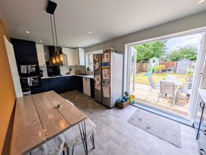 Photo 6- click for photo gallery